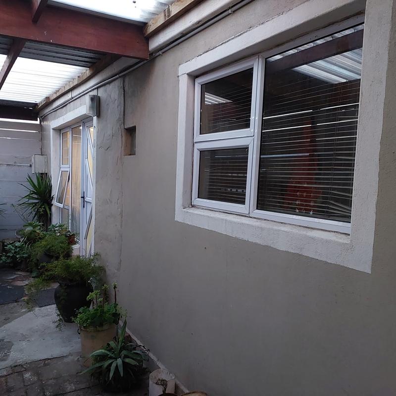 4 Bedroom Property for Sale in Retreat Western Cape